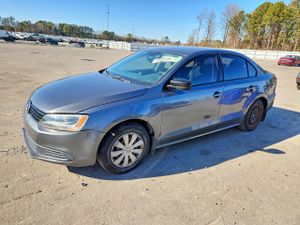 Volkswagen Jetta BASE 2.0L 4 2014