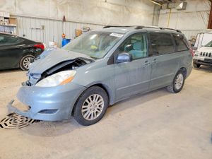 Toyota Sienna LE 3.5L 6 2007