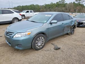 Toyota Camry BASE 2.5L 4 2010