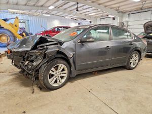 Nissan Altima SR 3.5L 6 2012