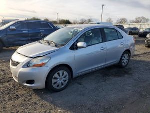 Toyota Yaris 1.5L 4 2010