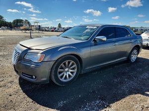 Chrysler 300 LIMITED 3.6L 6 2012