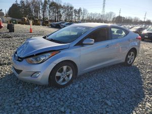 Hyundai Elantra GLS 1.8L 4 2012