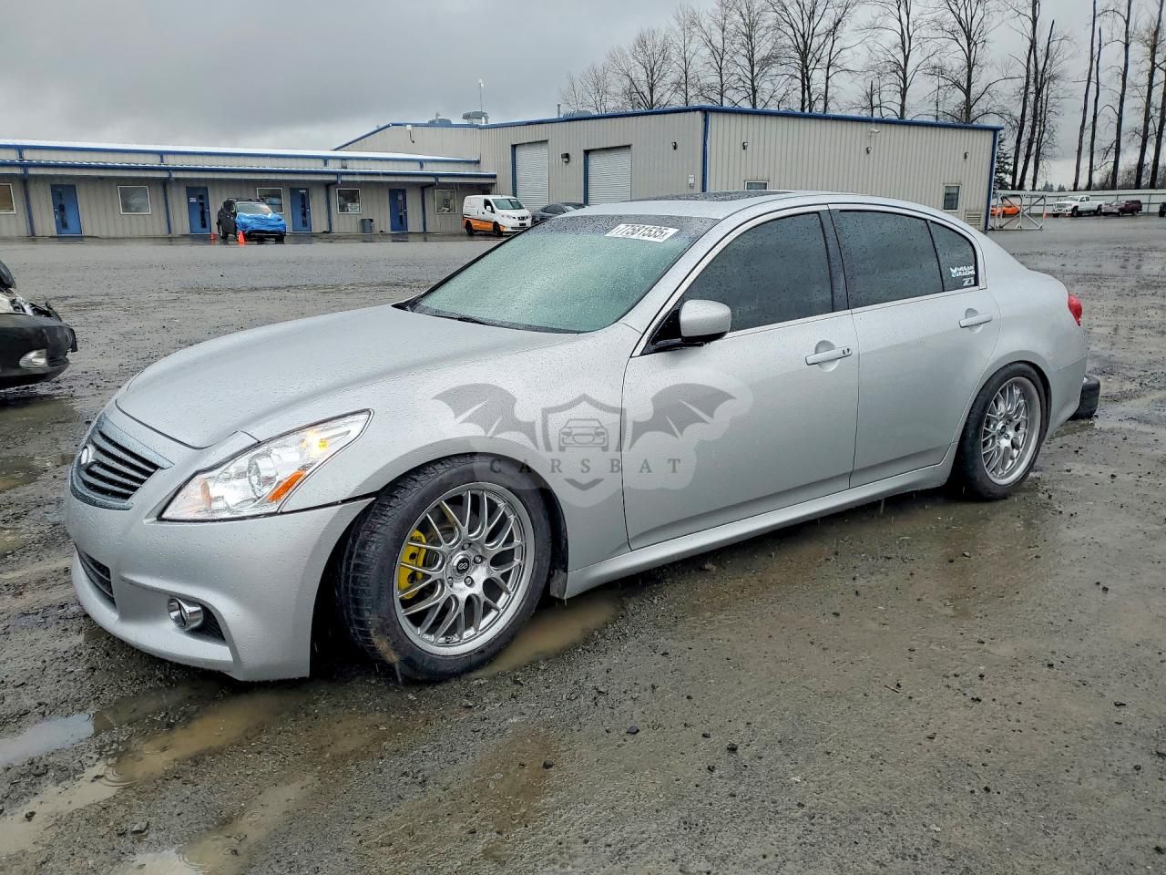Infiniti G37 3.7L 6 2011