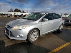 Ford Focus SEL 2.0L 4 2012