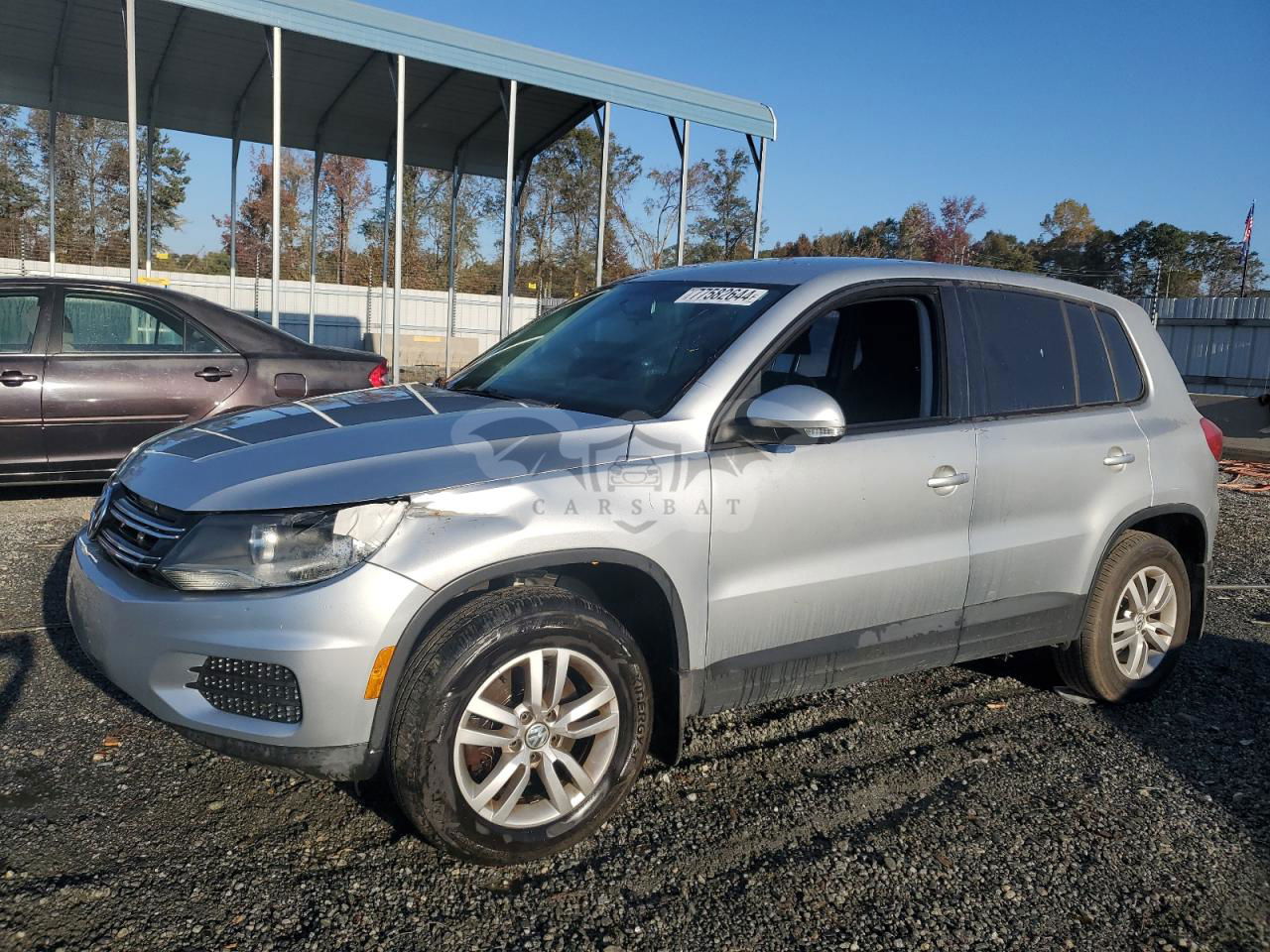 Volkswagen Tiguan S 2.0L  4 2013