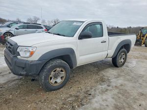 Toyota Tacoma 2.7L 4 2013