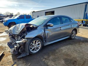 Nissan Sentra S 1.8L 4 2015