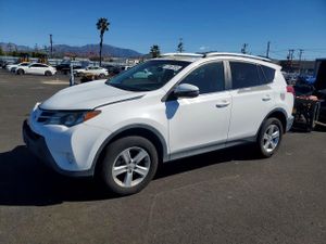 Toyota Rav4 XLE 2.5L 4 2014