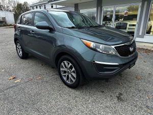 Kia Sportage LX 2.4L 4 2015