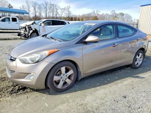 Hyundai Elantra GLS 1.8L 4 2013