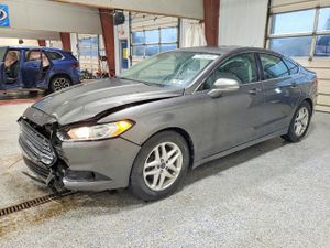 Ford Fusion SE 1.6L 4 2013