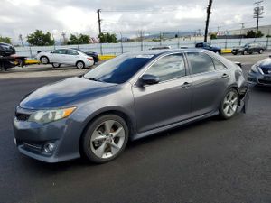 Toyota Camry SE 3.5L 6 2014