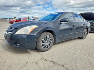 Nissan Altima BASE 2.5L 4 2012