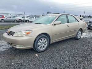 Toyota Camry LE 2.4L 4 2003