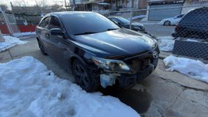 Toyota Camry BASE 2.5L 4 2011