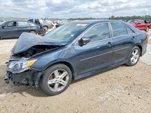 Toyota Camry BASE 2.5L 4 2012