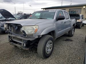 Toyota Tacoma DOUBLE CAB 2.7L 4 2014