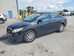 Toyota Corolla BASE 1.8L 4 2013