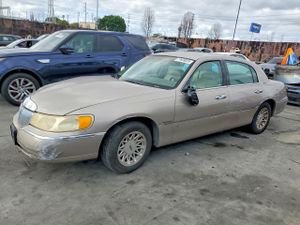 Lincoln Town Car 4.6L 8 1999