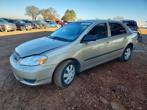 Toyota Corolla CE 1.8L 4 2004