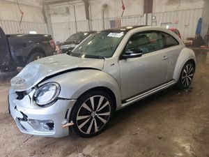 Volkswagen Beetle TURBO 2.0L 4 2013