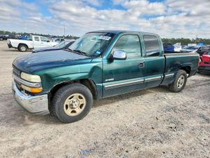 Chevrolet Silverado 1500 C1500 4.8L 8 2001