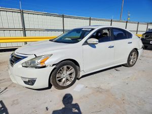 Nissan Altima 2.5 2.5L 4 2015