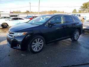 Toyota Venza LE 2.7L 4 2015