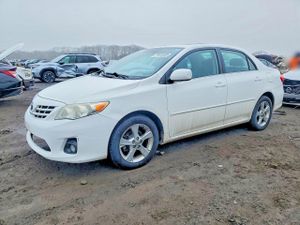Toyota Corolla BASE 1.8L 4 2013