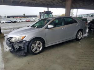 Toyota Camry BASE 2.5L 4 2012