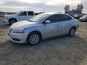 Nissan Sentra S 1.8L 4 2015