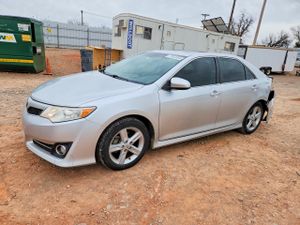 Toyota Camry BASE 2.5L 4 2012