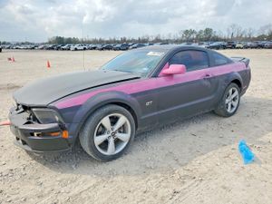 Ford Mustang GT 4.6L 8 2006