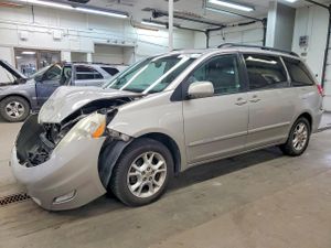 Toyota Sienna XLE 3.3L 6 2006