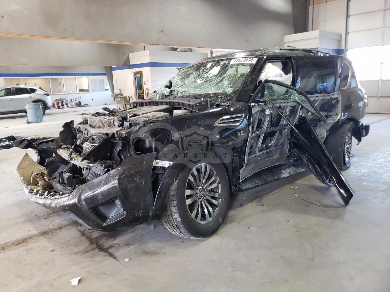 Nissan Armada PLATINUM 5.6L  8 2019