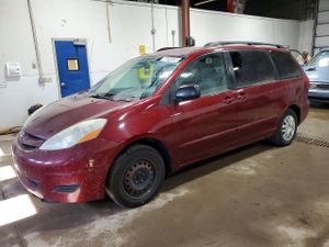 Toyota Sienna CE 3.5L 6 2007