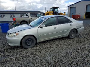 Toyota Camry LE 2.4L 4 2006