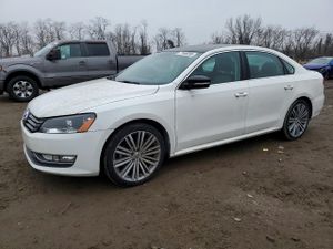 Volkswagen Passat SE 1.8L 4 2015