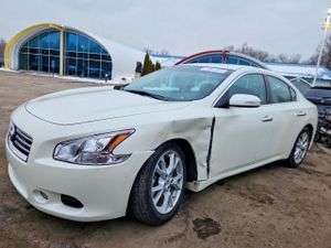 Nissan Maxima S 3.5L 6 2014