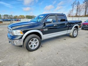 RAM 1500 LARAMIE 3.0L 6 2015