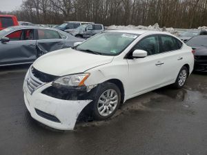 Nissan Sentra S 1.8L 4 2015
