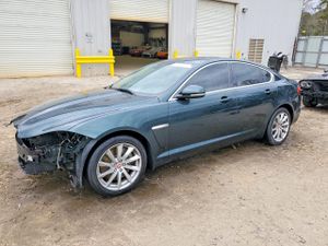 Jaguar XF 2.0T PREMIUM 2.0L 4 2015
