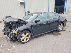 Toyota Camry BASE 2.5L 4 2011