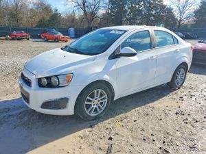Chevrolet Aveo (Sonic) LS 1.8L 4 2015