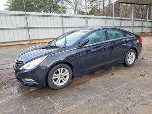 Hyundai Sonata GLS 2.4L 4 2013