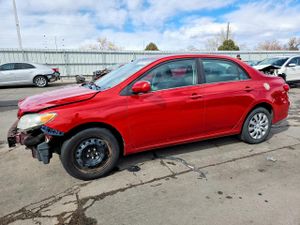 Toyota Corolla BASE 1.8L 4 2013