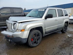 Jeep Patriot LATITUDE 2.4L 4 2013