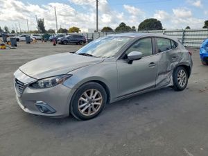 Mazda 3 GRAND TOURING 2.0L 4 2015