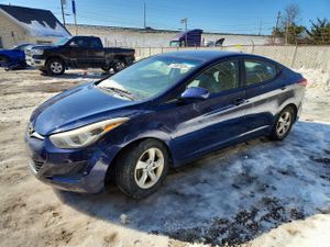 Hyundai Elantra SE 1.8L 4 2014